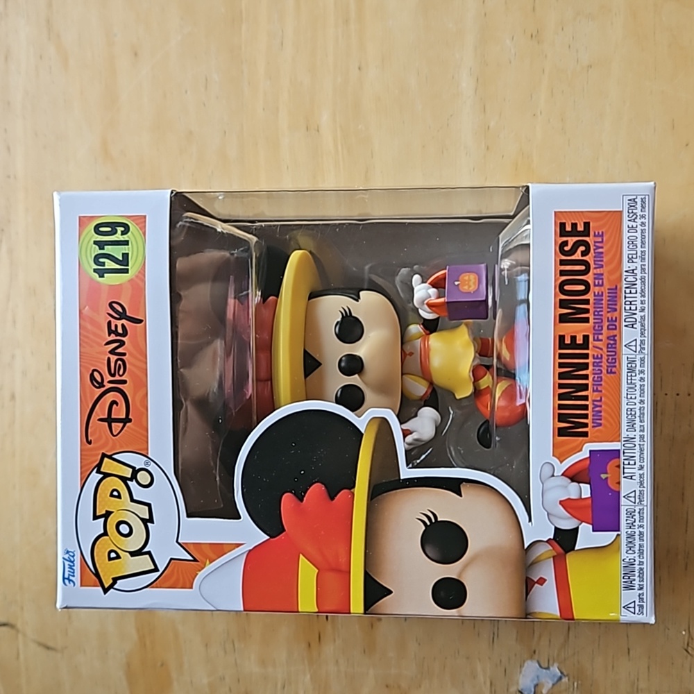 DISNEY MINNIE MOUSE FUNKO POP